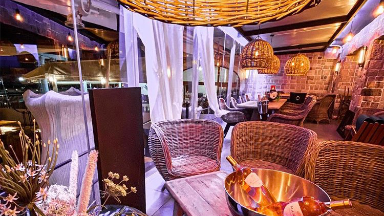 Le Seazon bistro