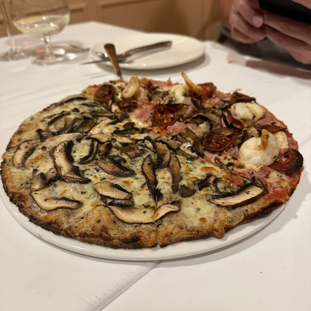 Sam Special & Truple Pizza