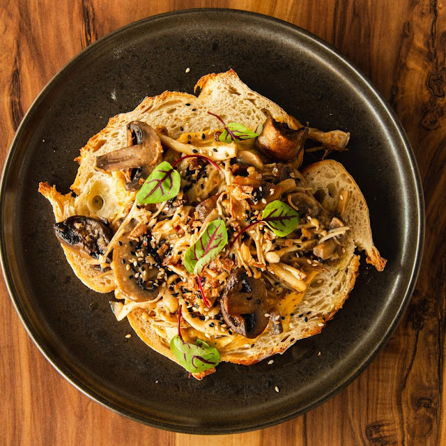 Chilli Mushroom Omellette