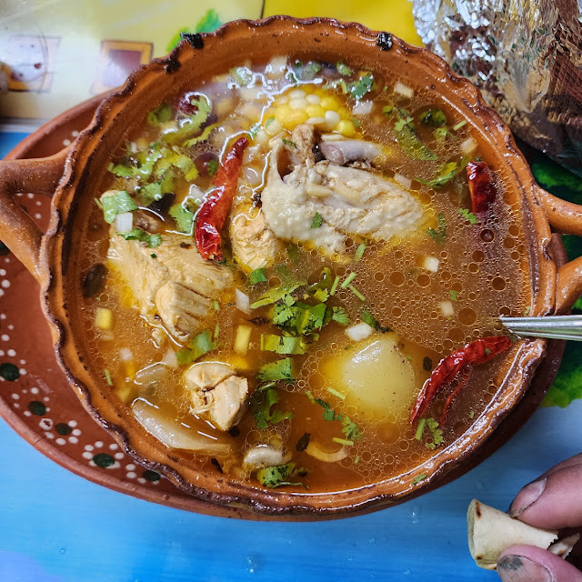 Caldo De Pollo