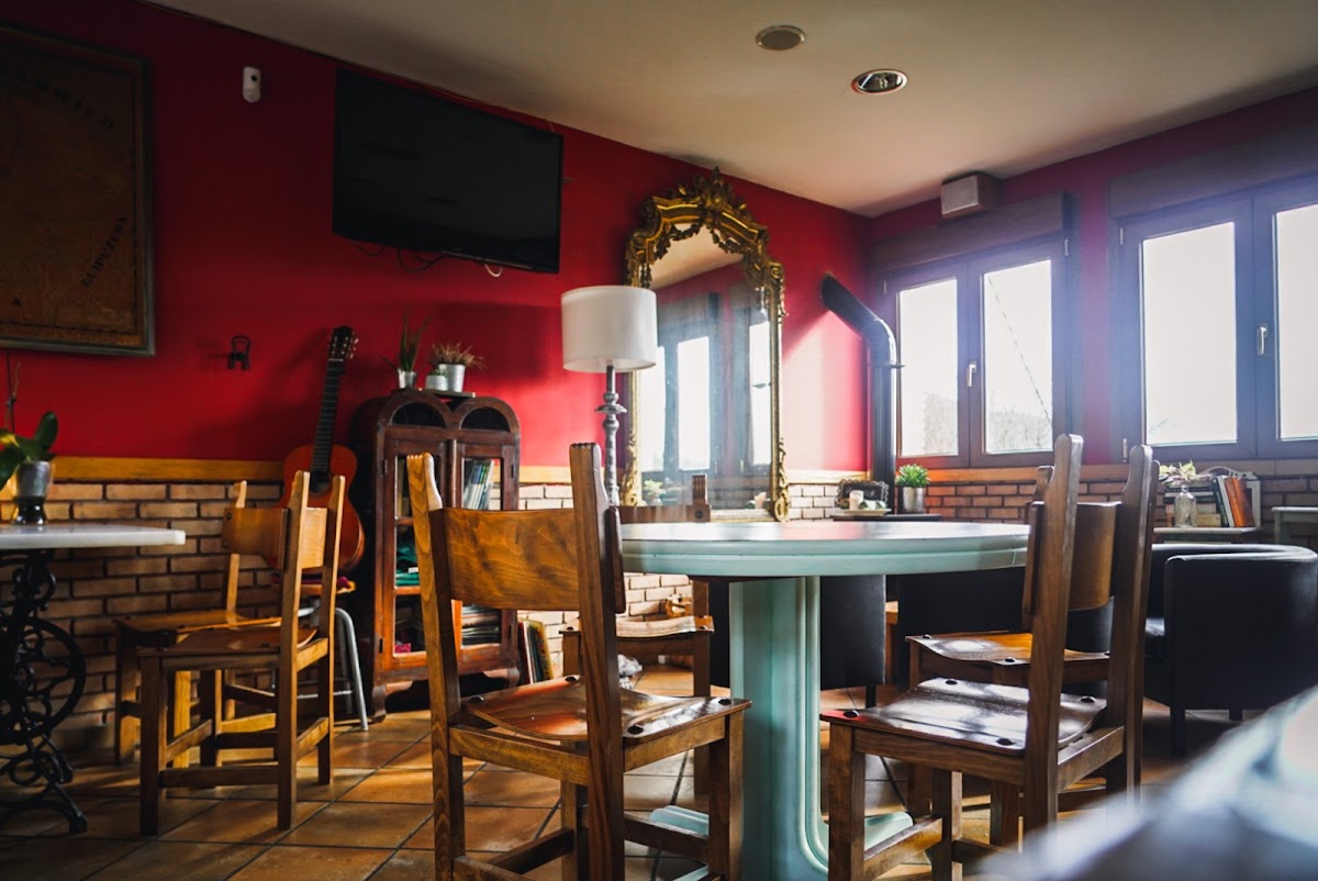 Bar montellano