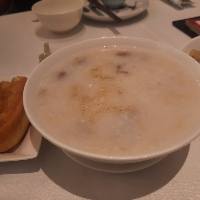 柴魚花生豬骨粥