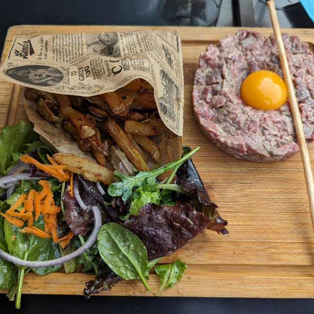 Tartare Au Boeuf Au Couteau