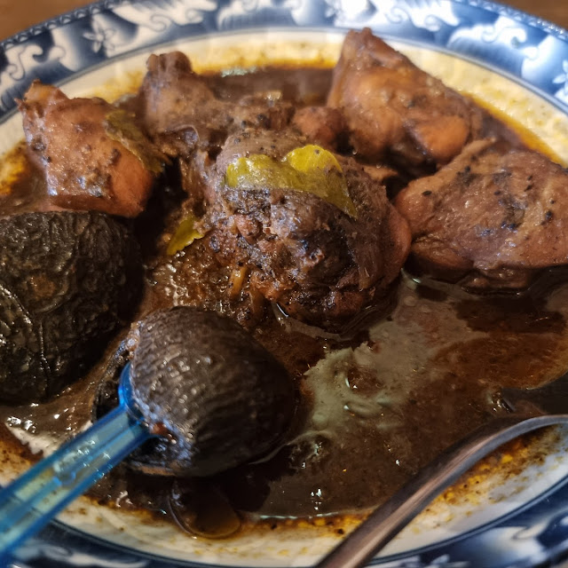 Buah Keluak Chicken