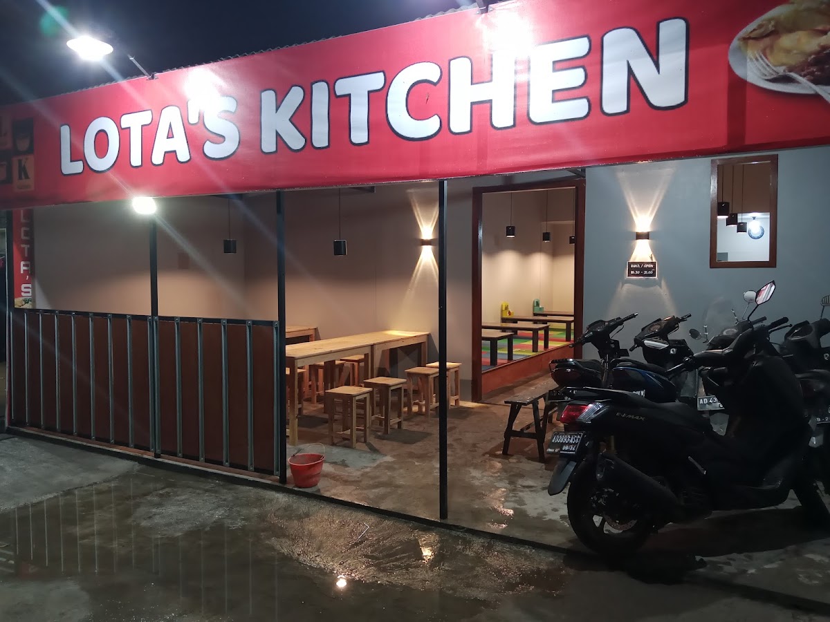 Steak & Lesehan Lota's Kitchen
