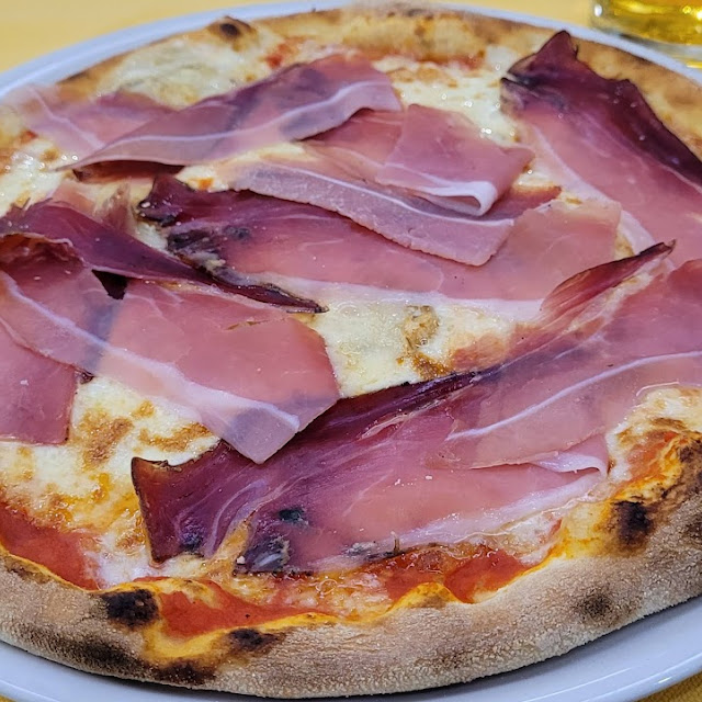 Pizza Speck E Gorgonzola