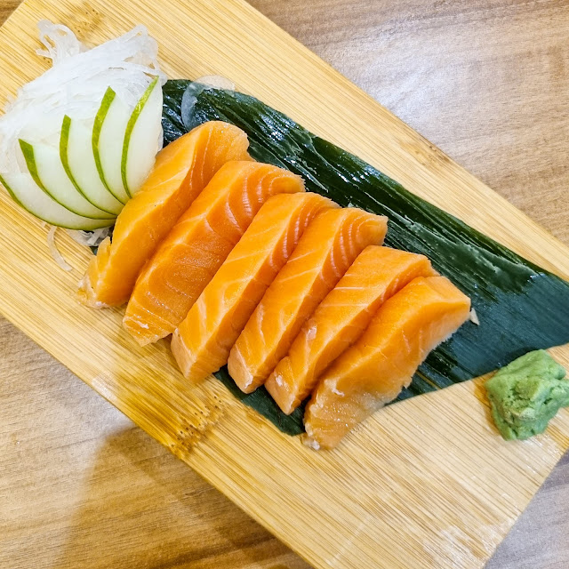 Salmon Sashimi