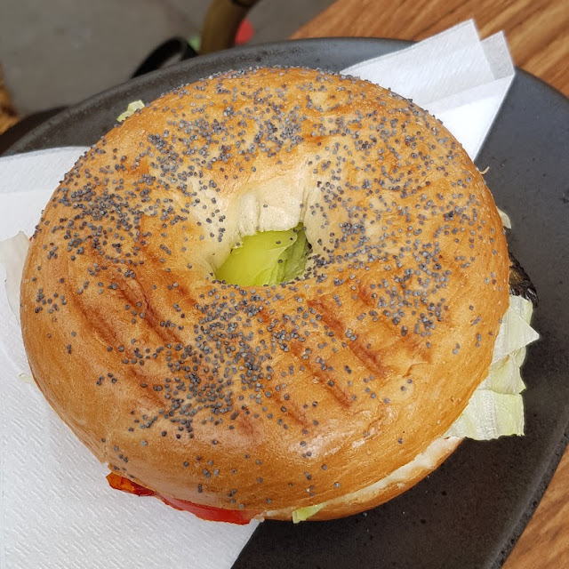 Veggie Reggae Bagel