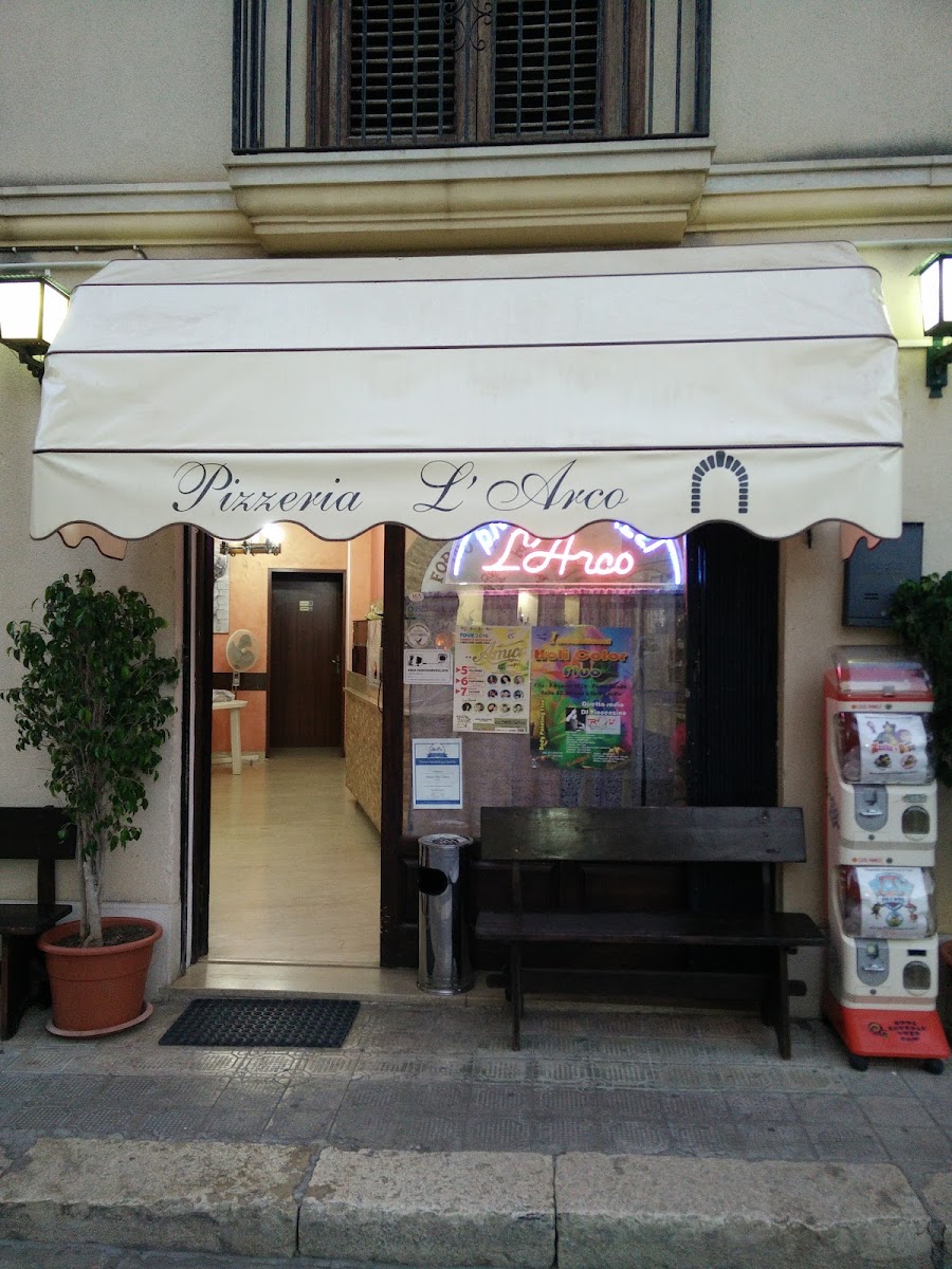 Pizza E Sfizi L'Arco Di F. Ditta