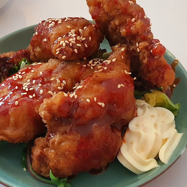 Crispy Chicken Ribs with Gochujang Sauce