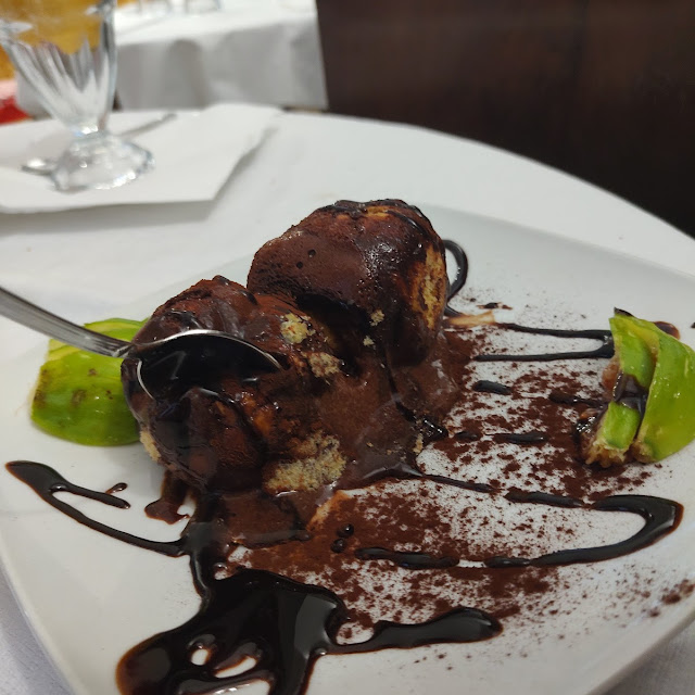 Profiteroles