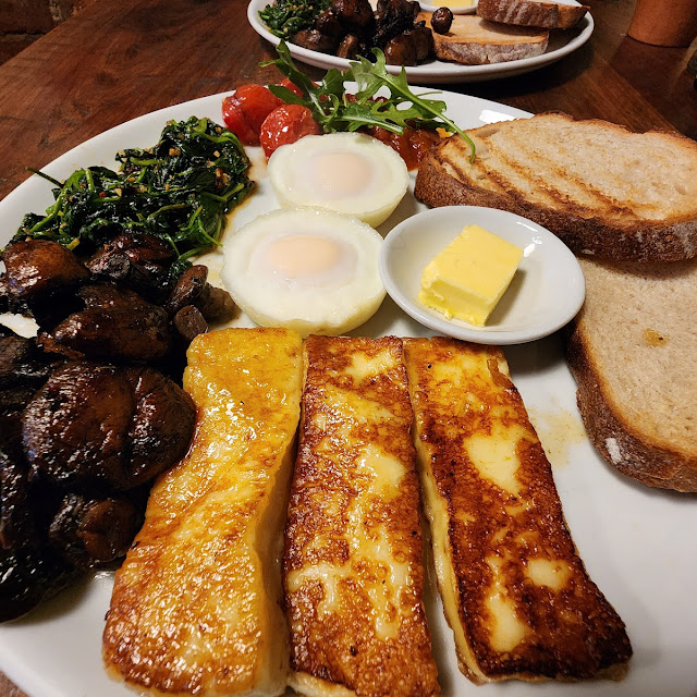 Lloyd's Full House Vegetarian