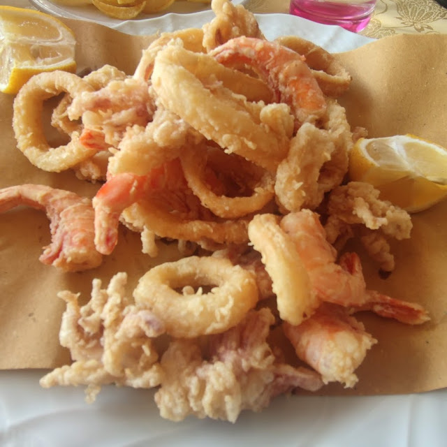 Frittura Di Gamberi E Calamari