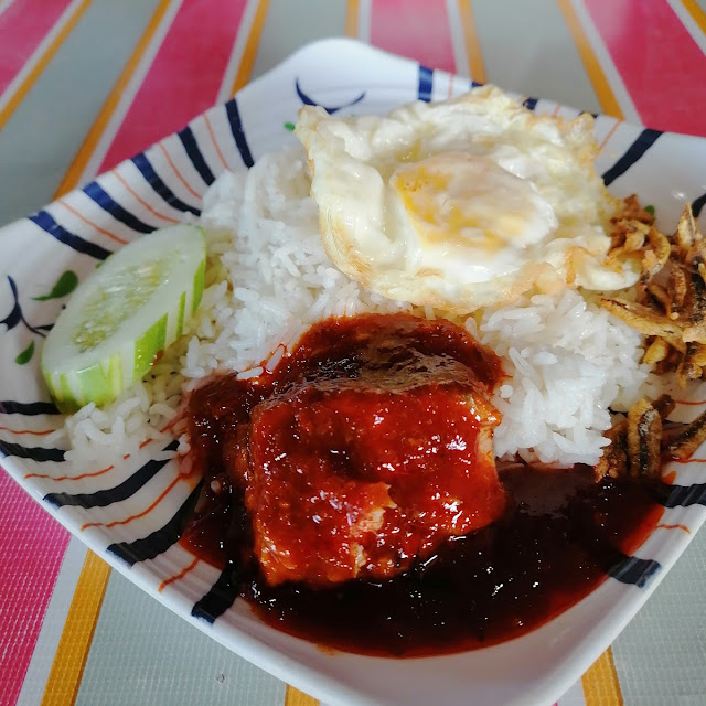 Nasi Lemak Ikan Aya Tongkol