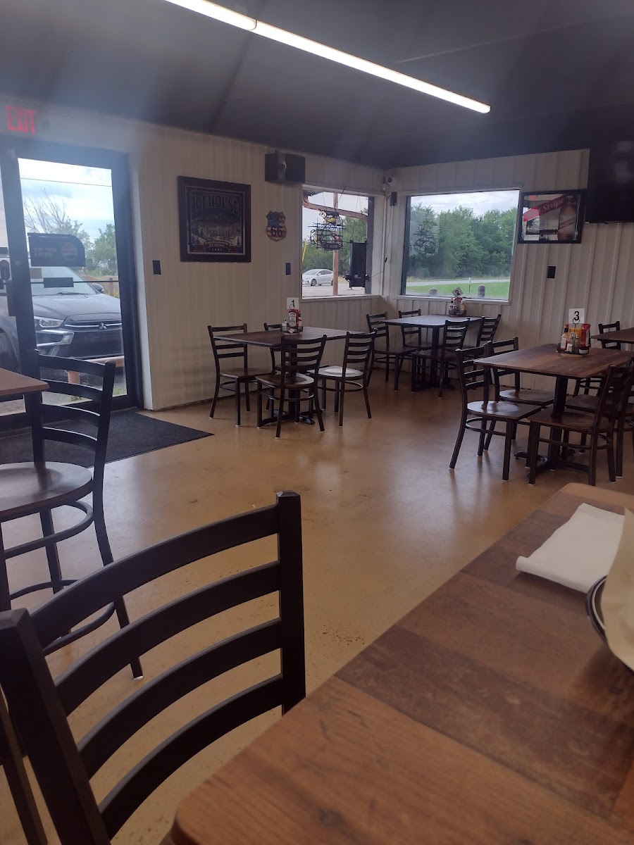 The Oak Bar and Grill