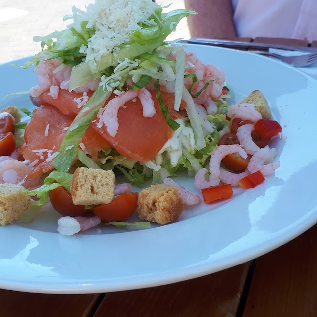 Smoked Salmon and Prawn Salad Bowl