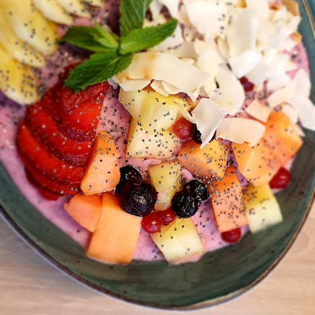 Berry and Banana Bowl