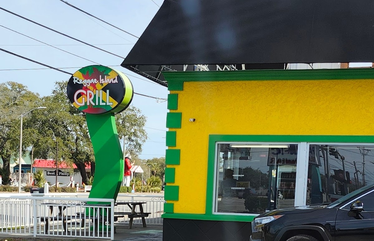 Reggae Island Grill