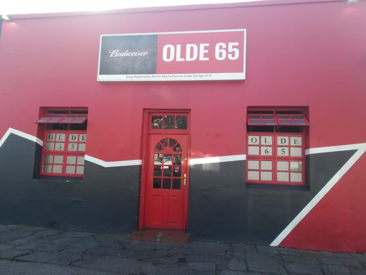 Oldies Bar & Restaurant