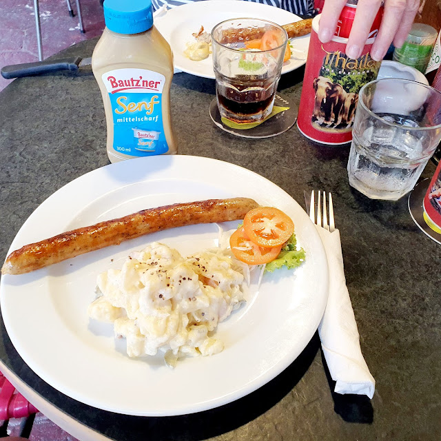 Thüringer Bratwurst Mit Kartoffelsalat