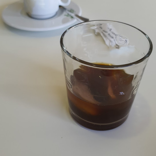 Cafe Descafeinado de Máquina Solo Y Con Hielo