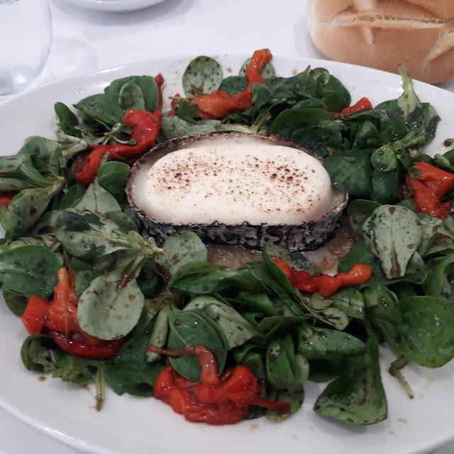 Ensalada Con Queso de Cabra