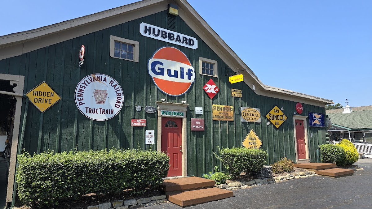 Rhonda's Emerald Diner