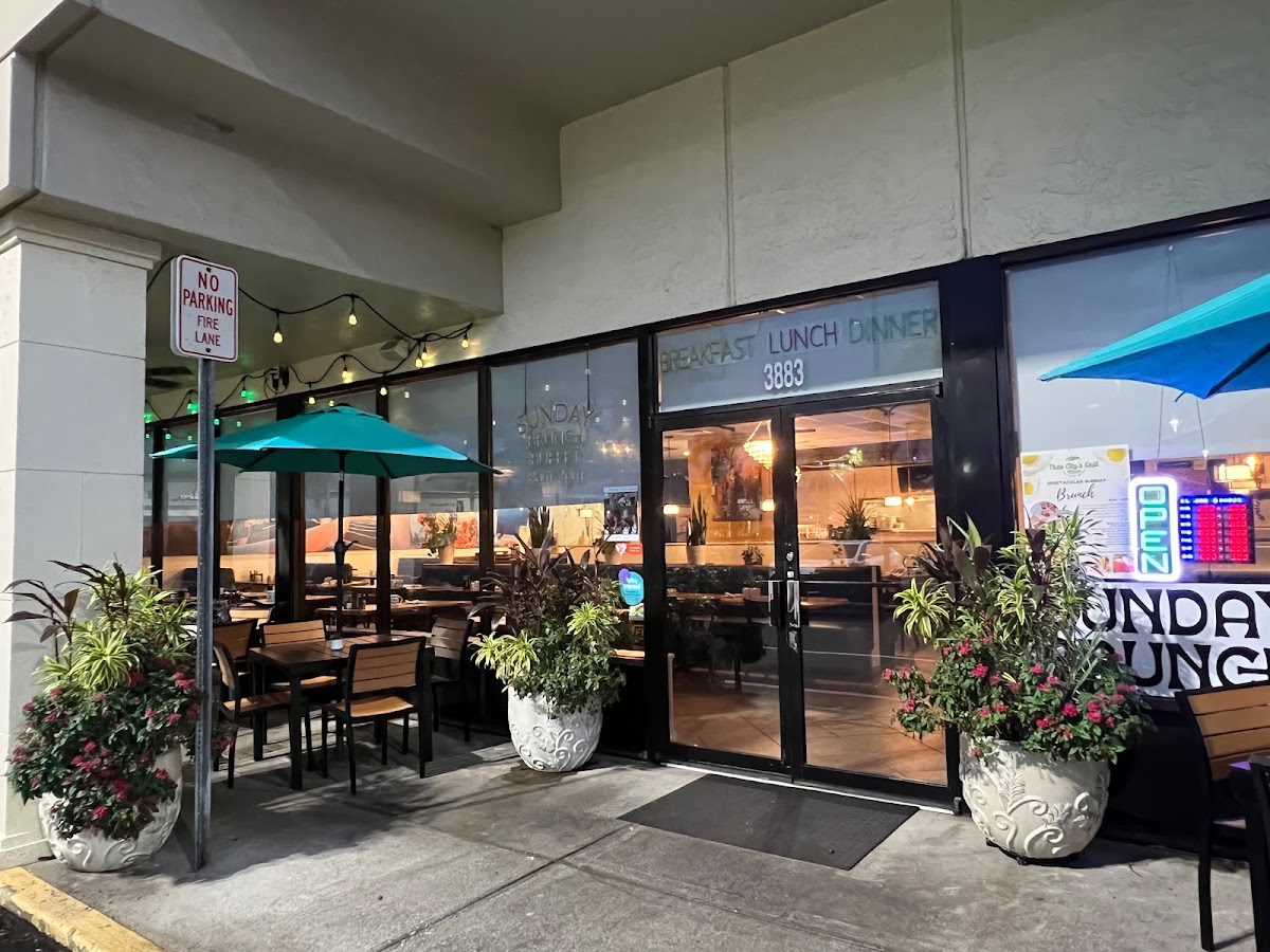 Thee City’s Grill Breakfast lunch brunch Dinner