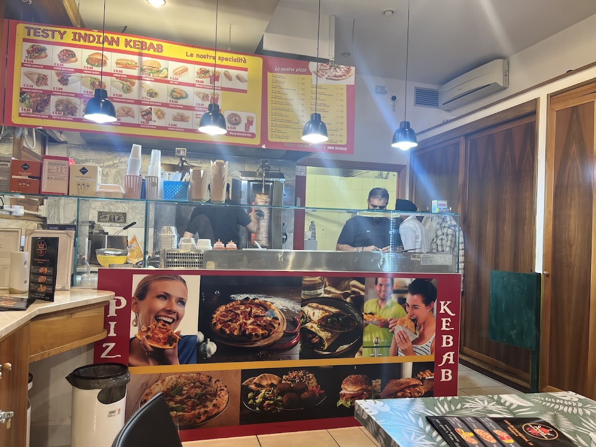 Preet Pizzeria & Kebab