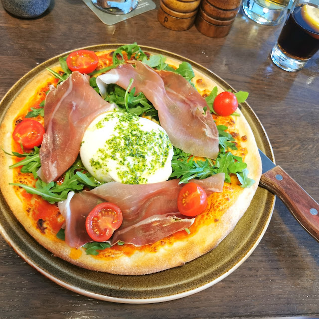 Pizza With Mozzarella