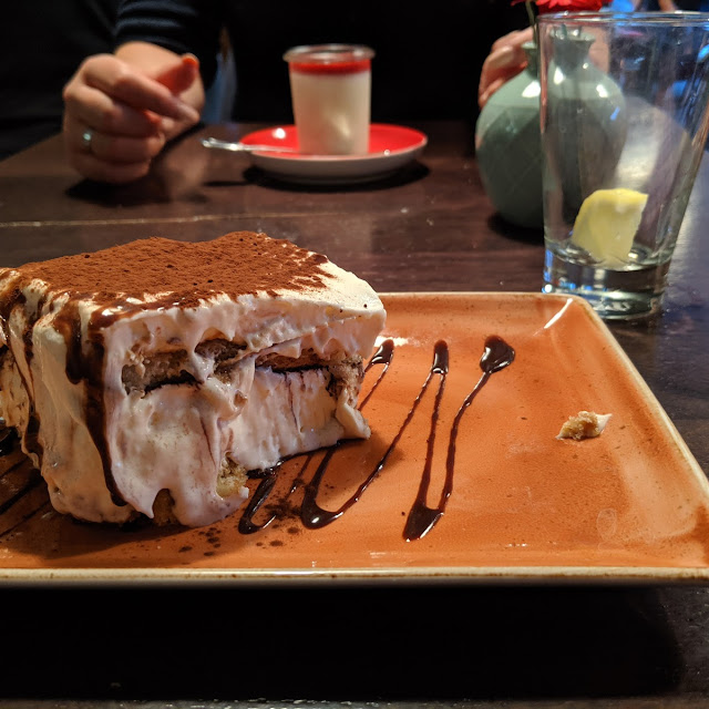Tiramisu Und Panna Cotta