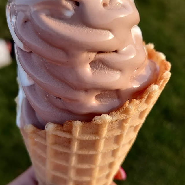 Swirl Waffle Cone