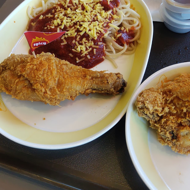 Spagheti N Chicken Joy