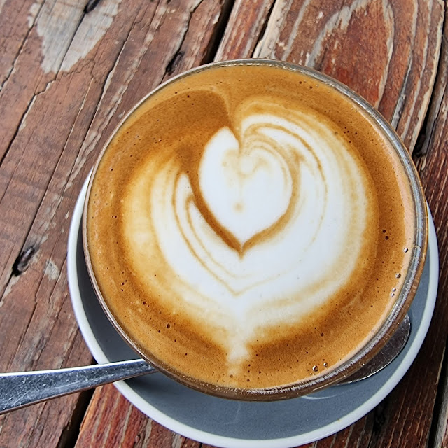 Almond Piccolo