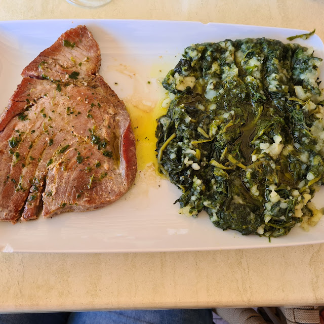 Tuna Steak S Blitvom
