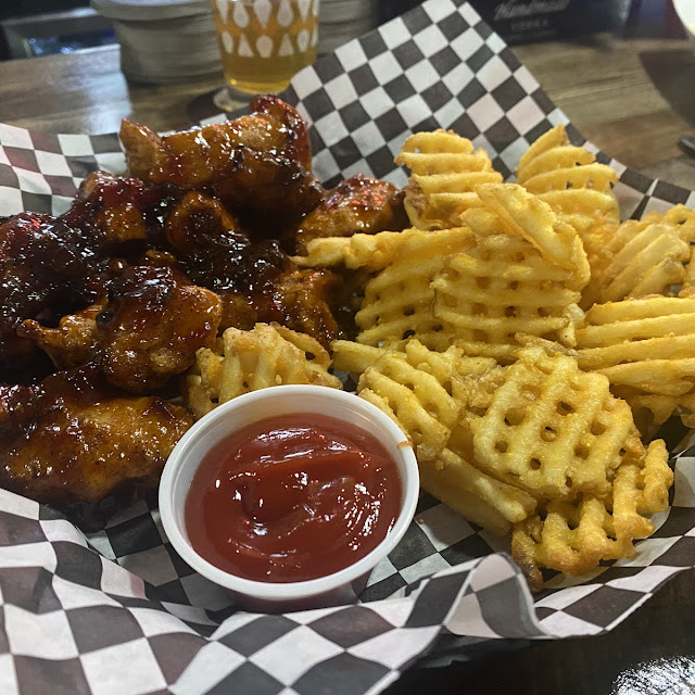 Boneless Wings and Waffle Fries