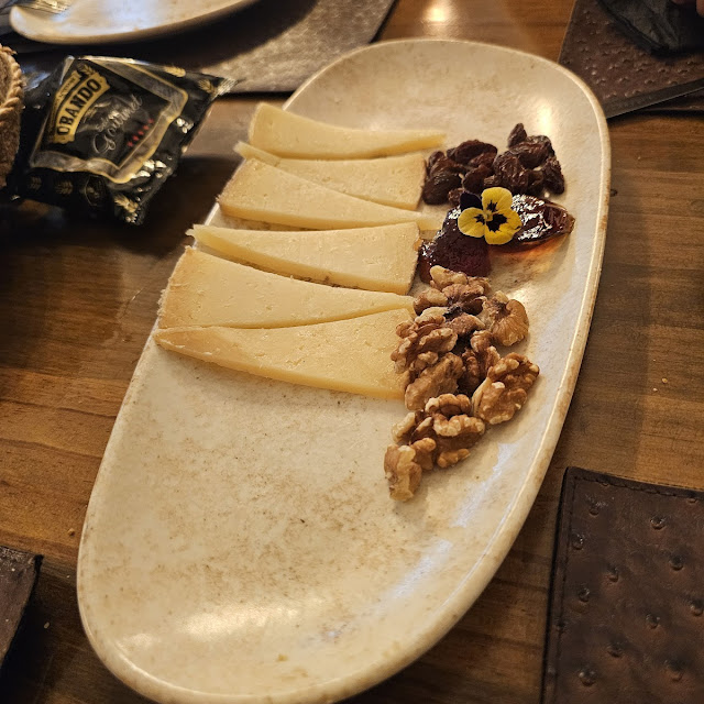 Entrada Queijo Curado
