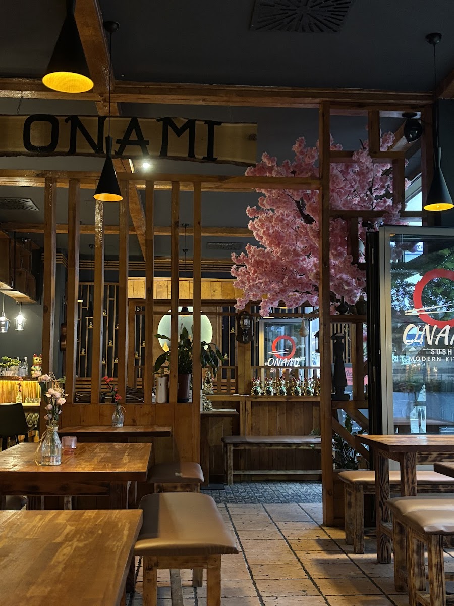 ONAMI Sushi Modern Kitchen