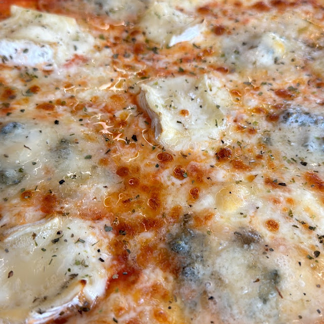 Pizza Quattro Formaggi
