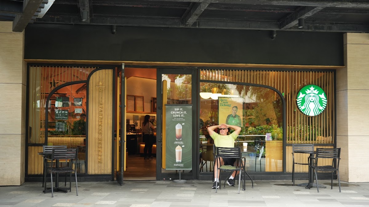 Starbucks Reserve Greenbelt 3