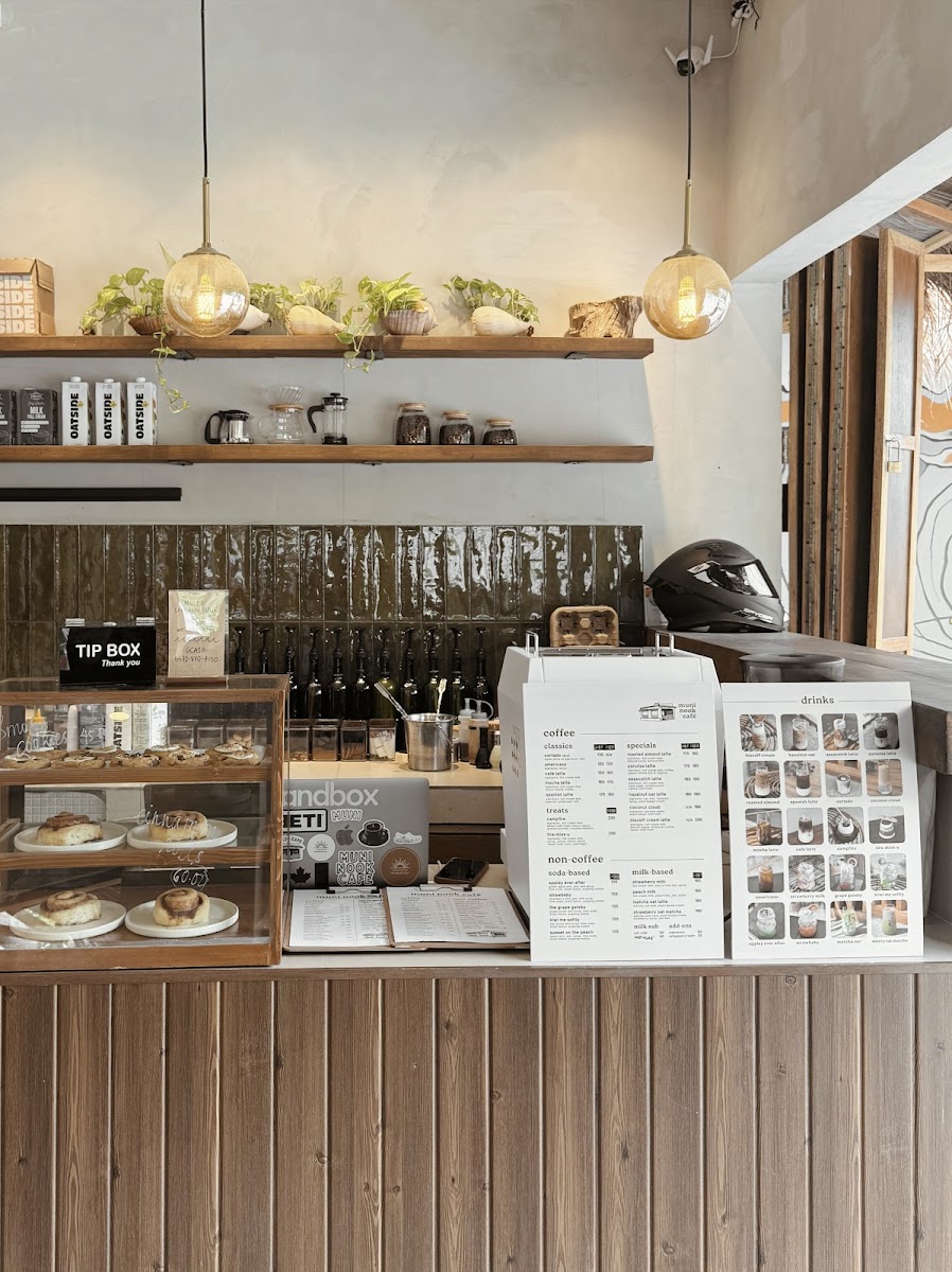Muni Nook Café