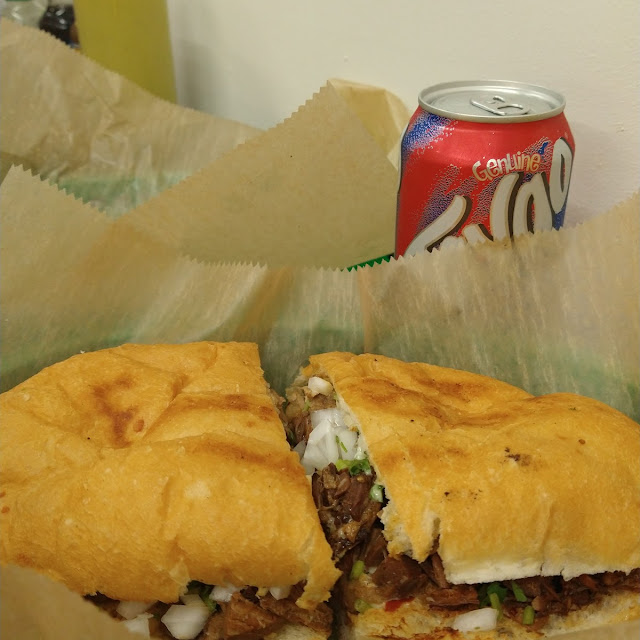 Torta De Carnitas