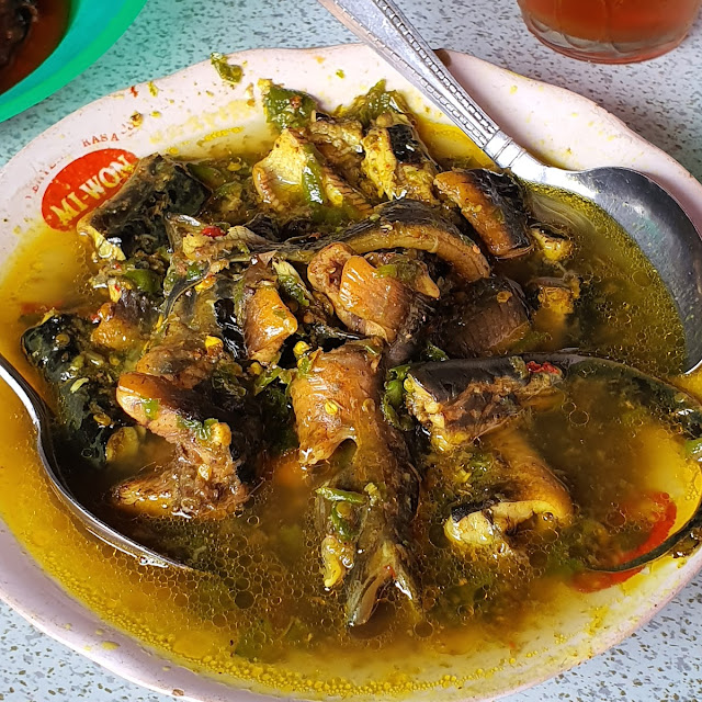 Makan Enak Makan Belut Pak Herman