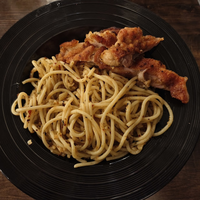 Fried Chicken Aglio Olio