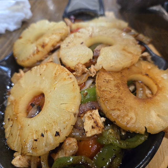 Pineapple Chicken Fajita