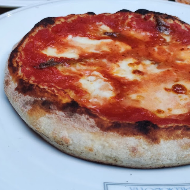 Pizzino Bufala E Acciughe