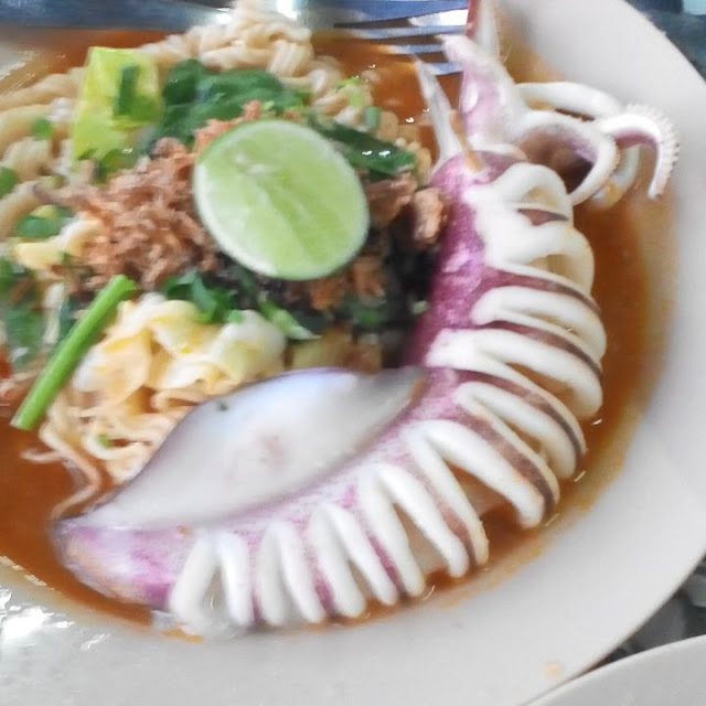 Maggi Sotong