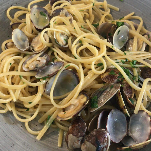 Bavette Pasta with Clams
