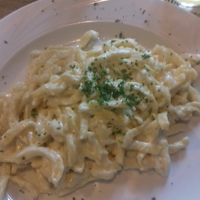 Vegetarische Käsespätzle