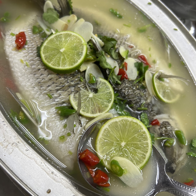Steamed Fish with Lemon Sauce